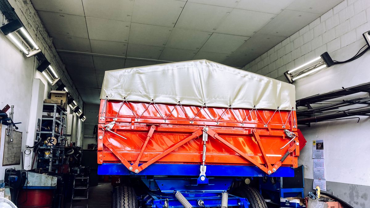 Oldtimer Anhängerplane