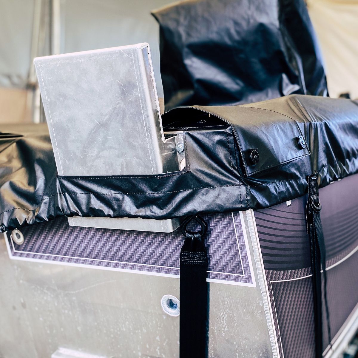 Bootsabdeckung Schwarz Detail