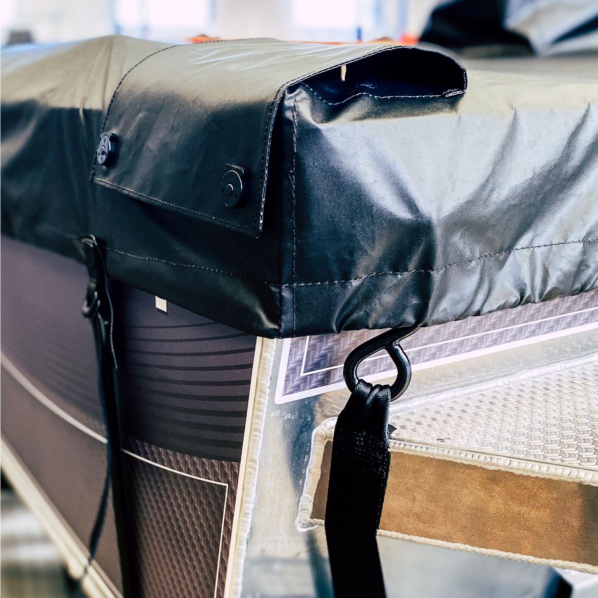 Bootsabdeckung Schwarz Detail