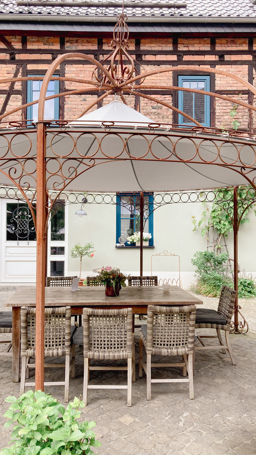 Neue Dachplane Pavillon