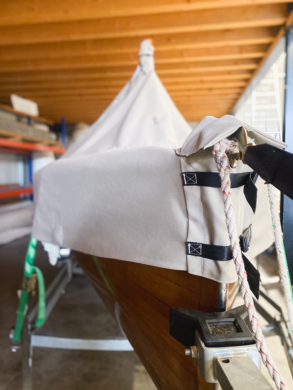 Hochwertige Schutzplane Boot Bug